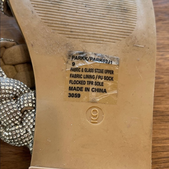 Madden Girl Sparkling Braided Sandals Women’s Size 9 - Picture 5 of 5